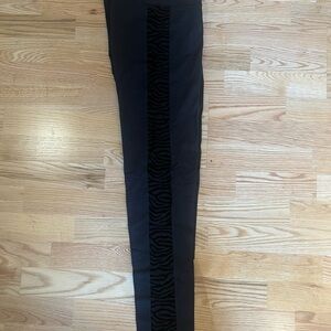 Victoria Secret PINK Black Leggings with Zebra Stripe Sz L  Brand New